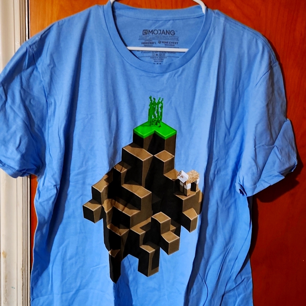 2 LootCrate Minecraft exclusive t-shirt new XL